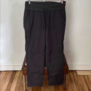 The North Face Athleisure/Outdoor Pants — Charcoal